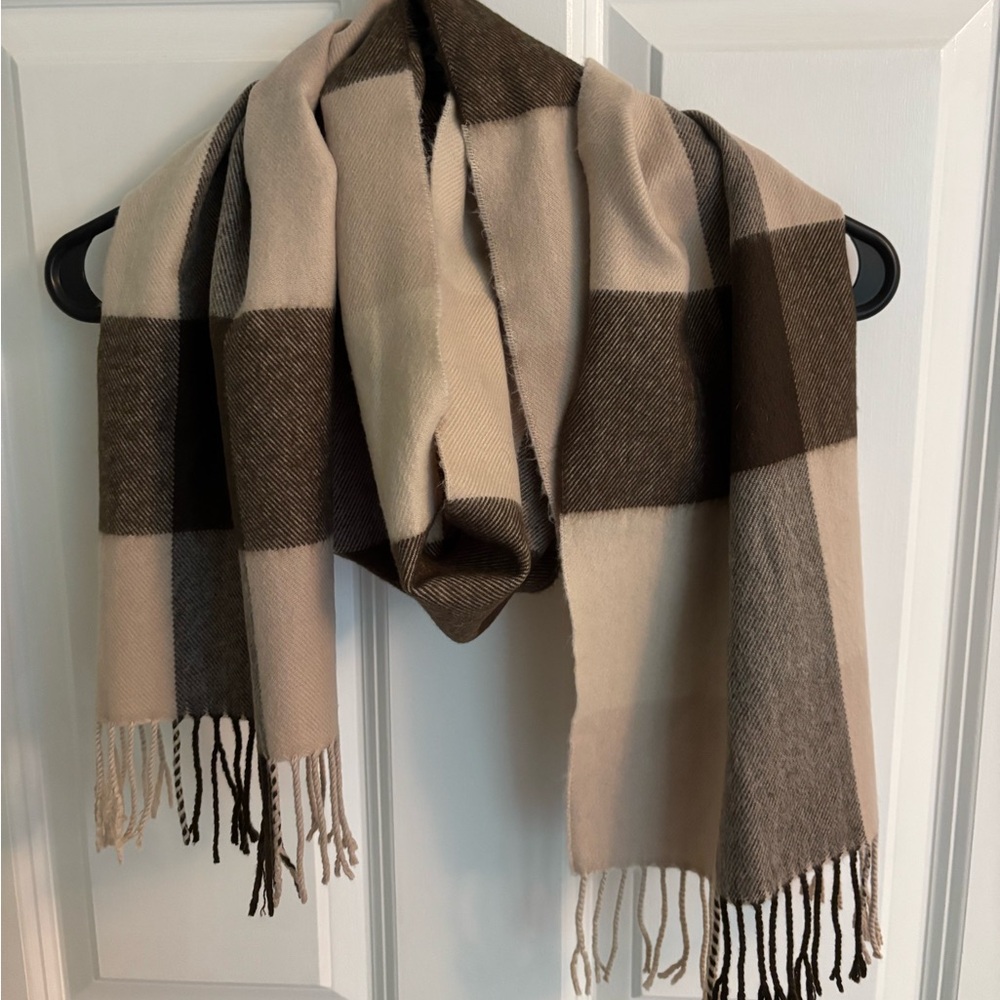 Plaid Fringe Scarf in Brown and Cream